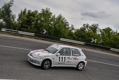 Rocco Errichetti su Peugeot 106 Rs 1.6 alla cronoscalata Trofeo Fagioli